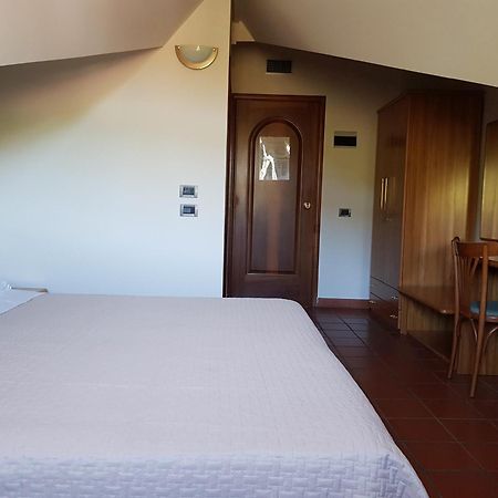 Hotel Rio Re Сан Марино Стая снимка