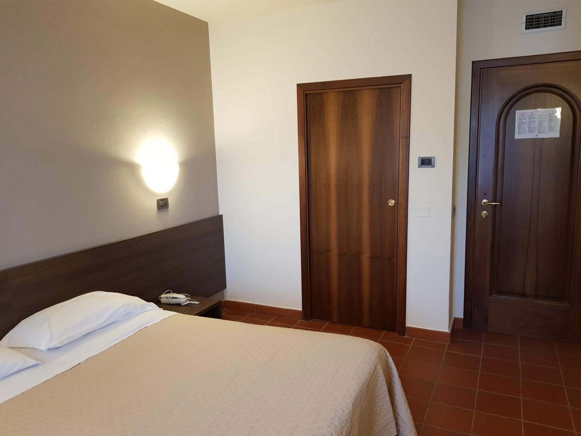 Hotel Rio Re Сан Марино Стая снимка