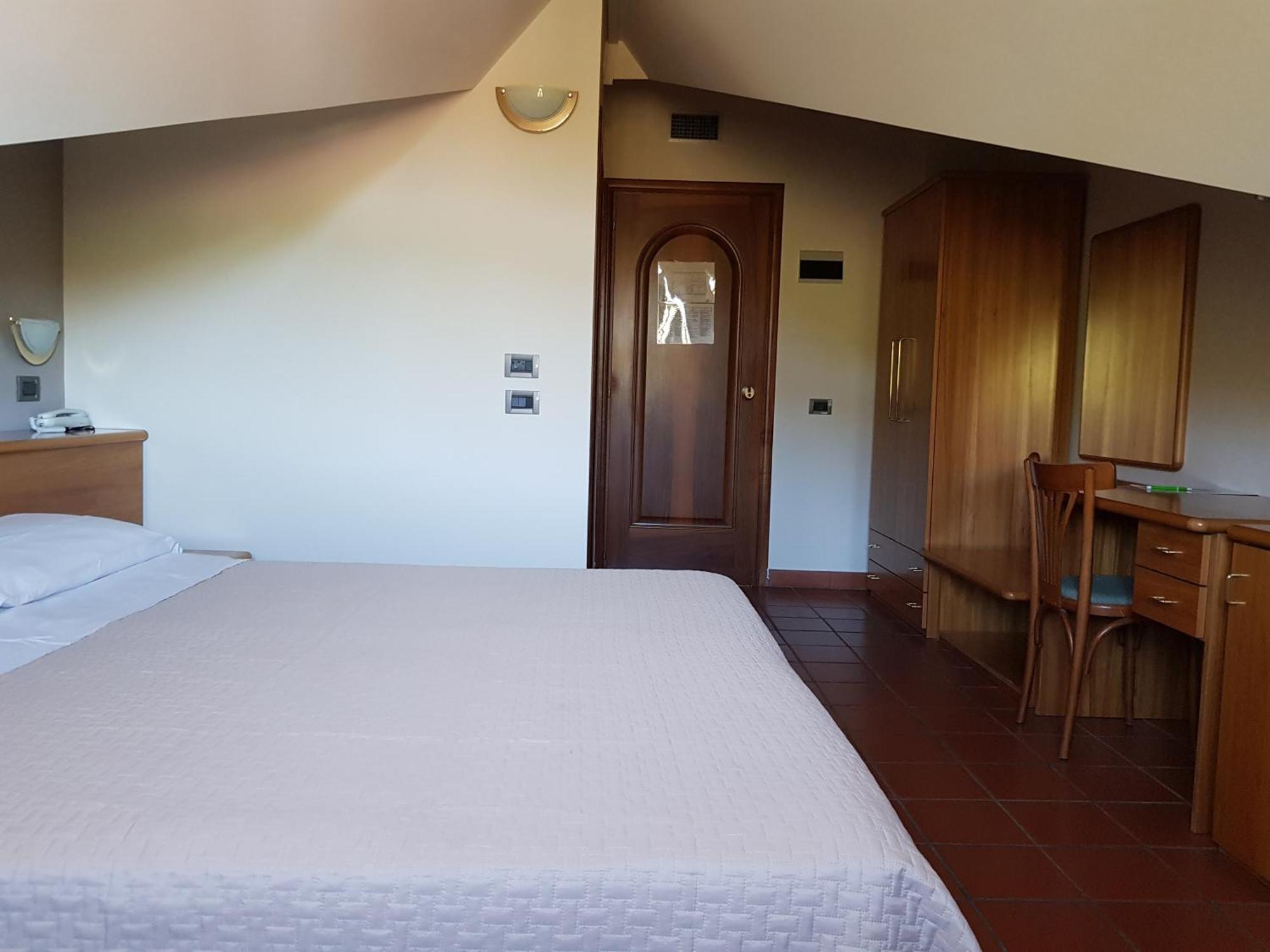 Hotel Rio Re Сан Марино Стая снимка