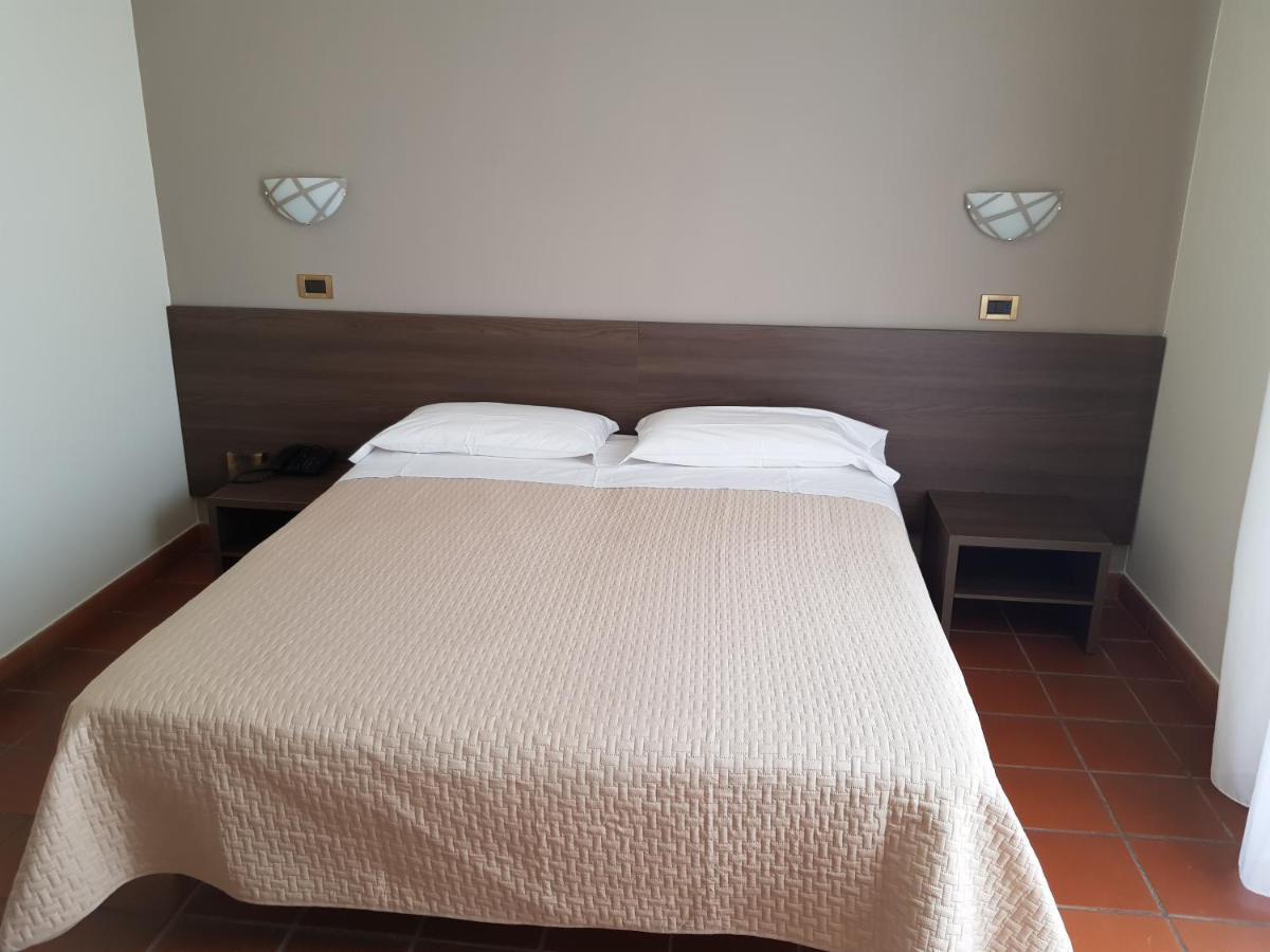 Hotel Rio Re Сан Марино Стая снимка
