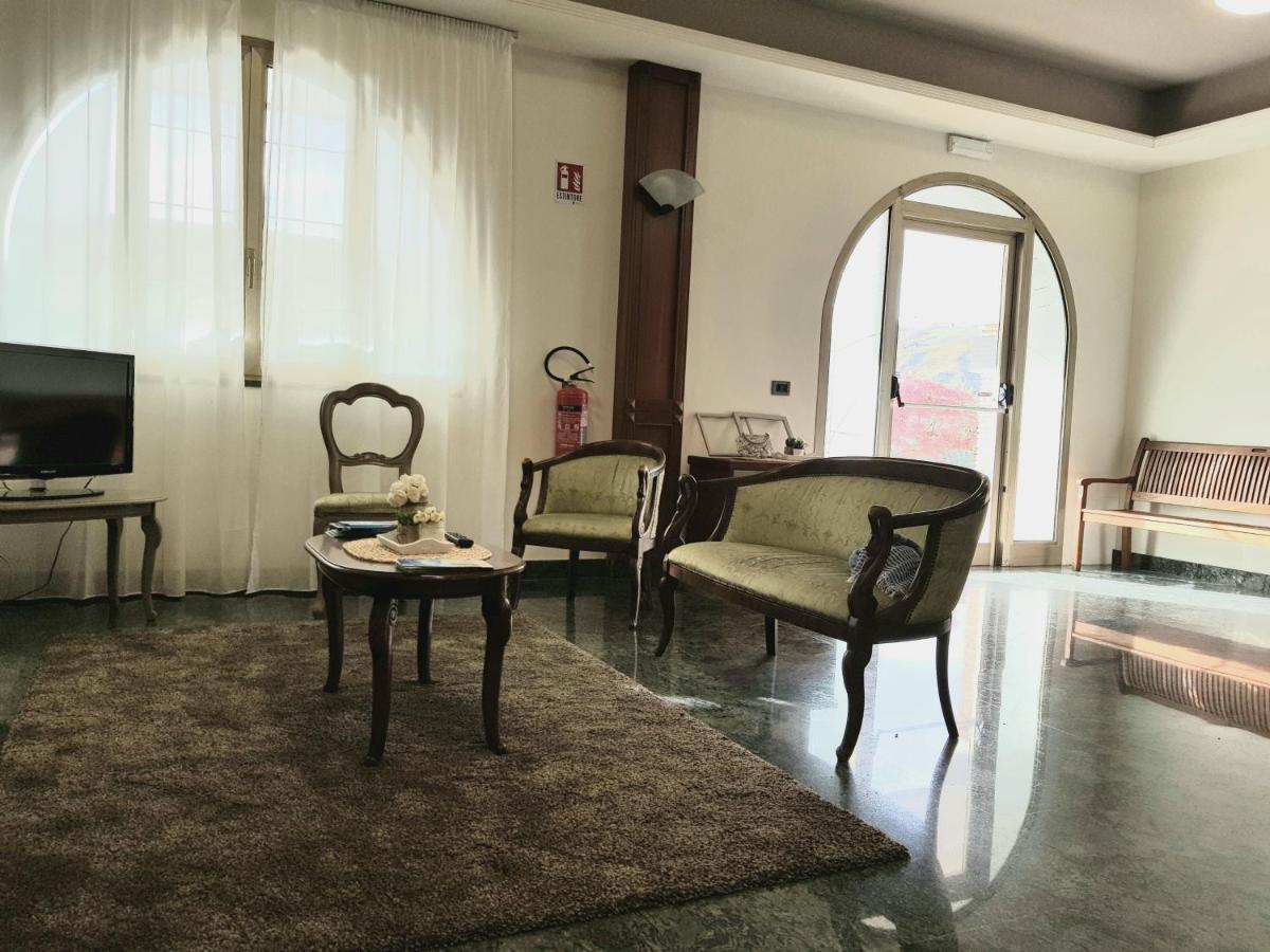 Hotel Rio Re Сан Марино Екстериор снимка