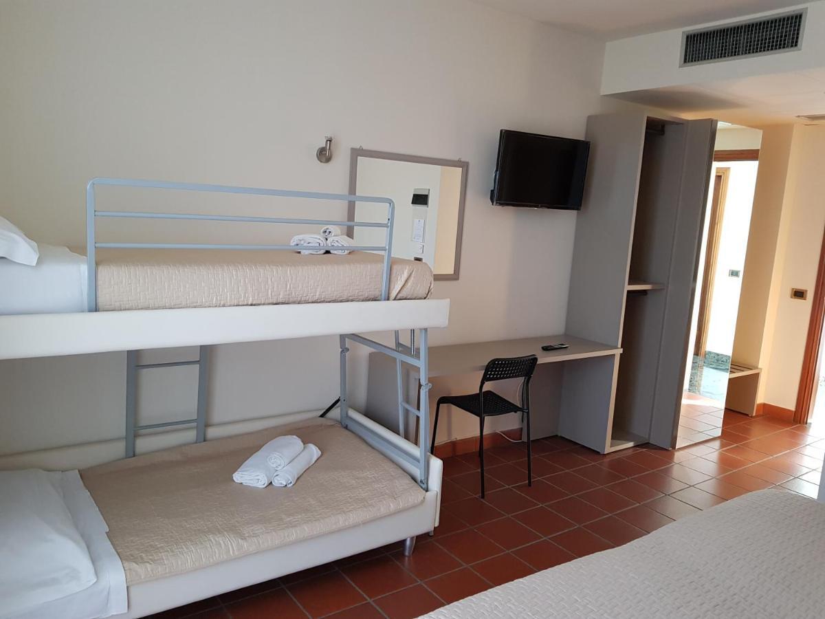 Hotel Rio Re Сан Марино Стая снимка